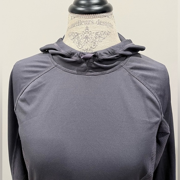 Fabletics hoodie, size L - Picture 3 of 8